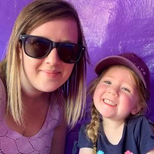 Meet your Posher, Christine